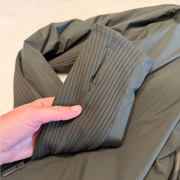 Lululemon Sleek City Jacket in Army Green size 2 - Picture 9 of 13